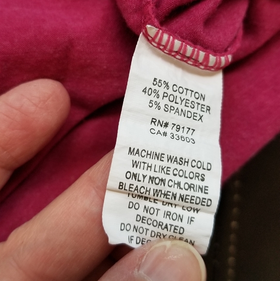 🆑️CLEARANCE! Rock Magenta Tee Shirt - Picture 5 of 9